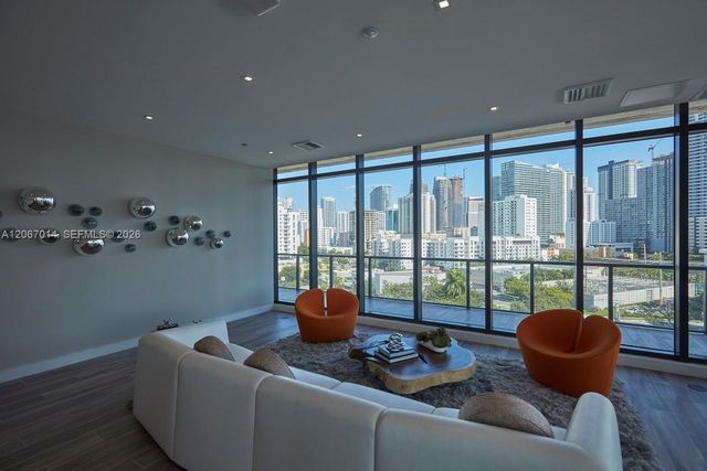 201 SW 17th Road 310, Miami, FL 33129