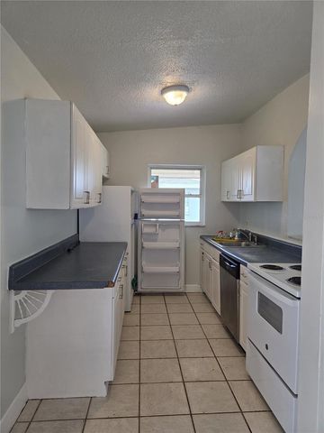 3381 WESTLUND TERRACE, Port Charlotte, FL 33952