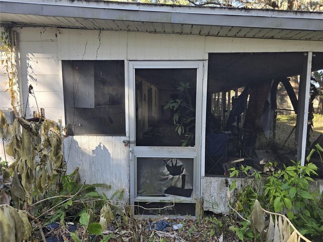 1124 S WIGGINS ROAD, Plant City, FL 33566