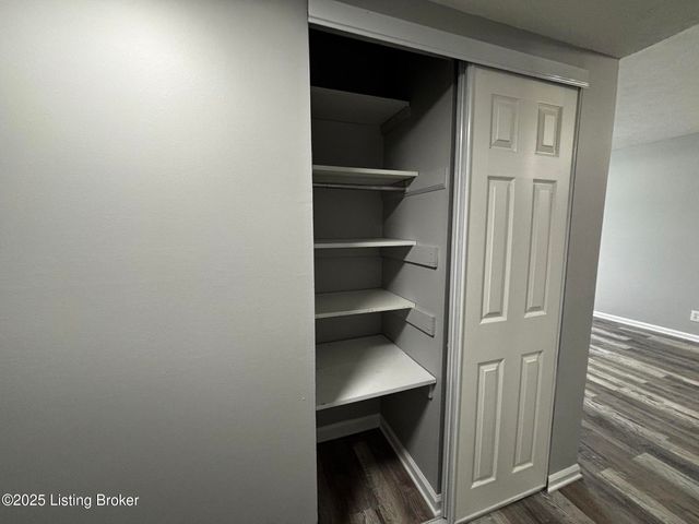 7084 Wildwood Cir APT 81, Louisville, KY 40291