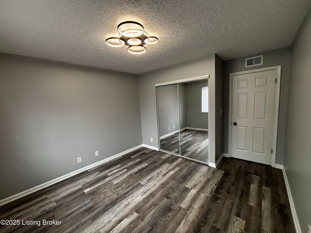 7084 Wildwood Cir APT 81, Louisville, KY 40291