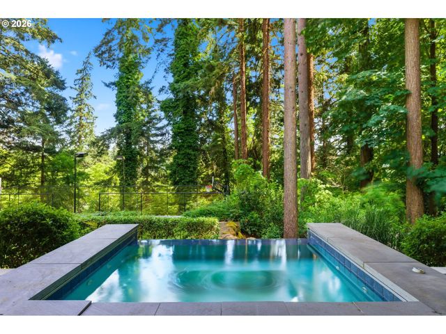 5410 WASHINGTON Ct, Lake Oswego, OR 97035