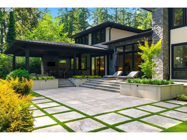 5410 WASHINGTON Ct, Lake Oswego, OR 97035