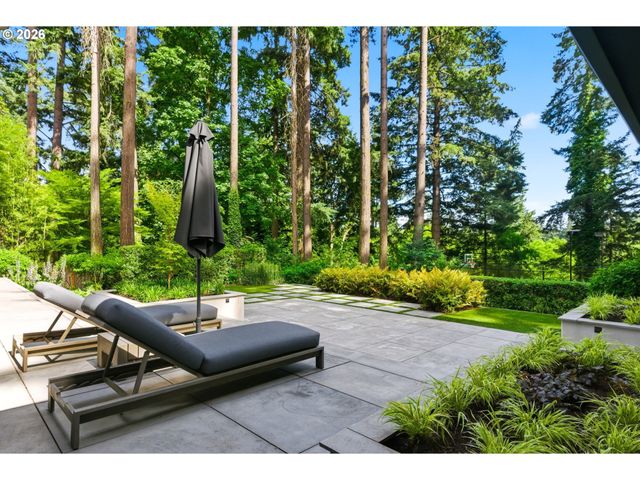 5410 WASHINGTON Ct, Lake Oswego, OR 97035