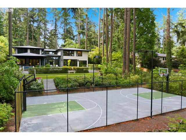 5410 WASHINGTON Ct, Lake Oswego, OR 97035