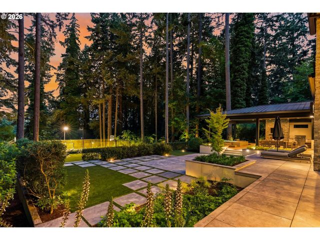 5410 WASHINGTON Ct, Lake Oswego, OR 97035