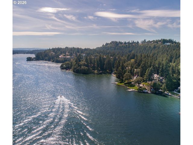 5410 WASHINGTON Ct, Lake Oswego, OR 97035