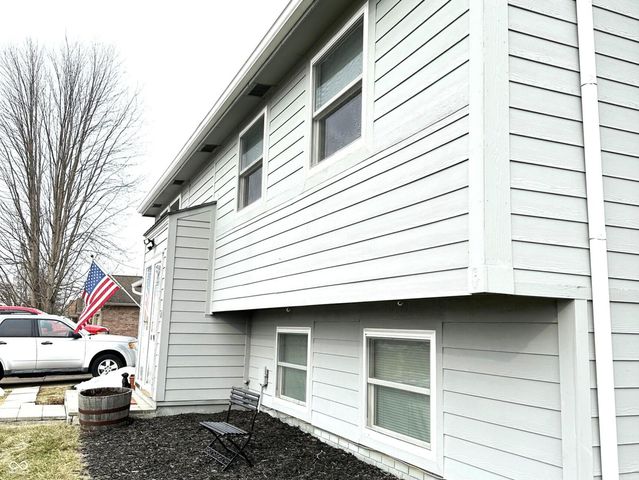 1313 S Odell Street, Brownsburg, IN 46112