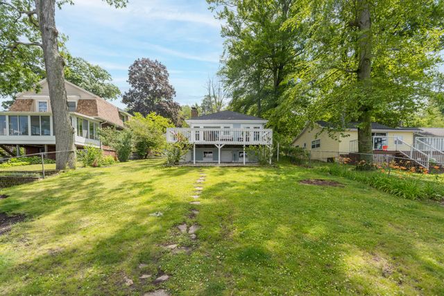 1153 Wall Lake Drive, Delton, MI 49046