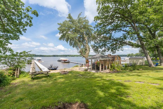 1153 Wall Lake Drive, Delton, MI 49046