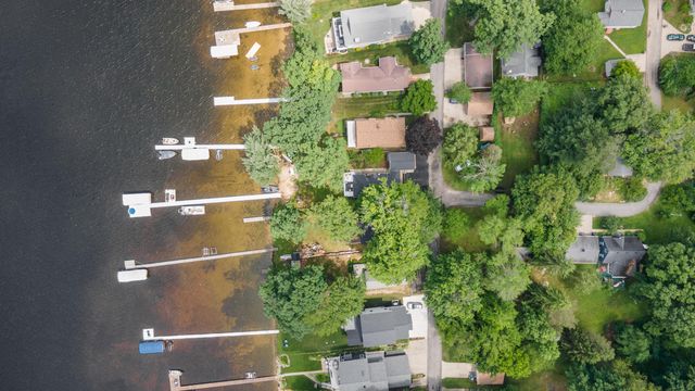 1153 Wall Lake Drive, Delton, MI 49046