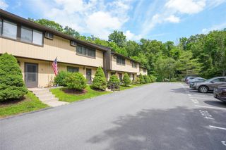 3103 Chelsea Cove S, Hopewell Junction, NY 12533