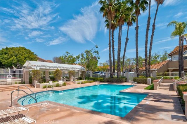 55 Via Cresta, Rancho Santa Margarita, CA 92688