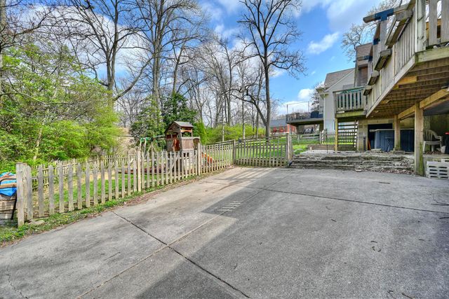 13 Kennedy Road, Fort Wright, KY 41011