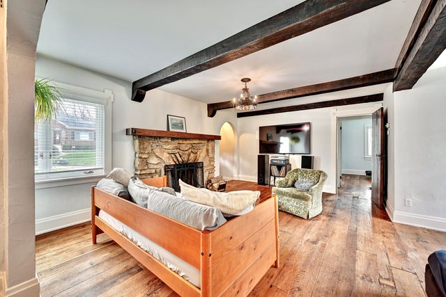 13 Kennedy Road, Fort Wright, KY 41011