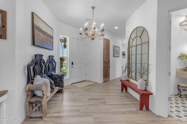 37522 N 7TH Avenue, Phoenix, AZ 85086