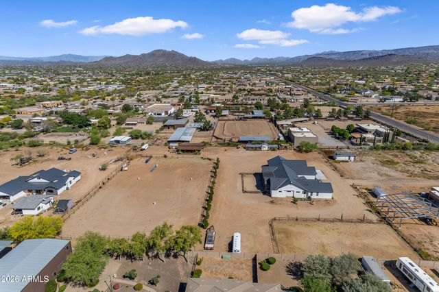 37522 N 7TH Avenue, Phoenix, AZ 85086