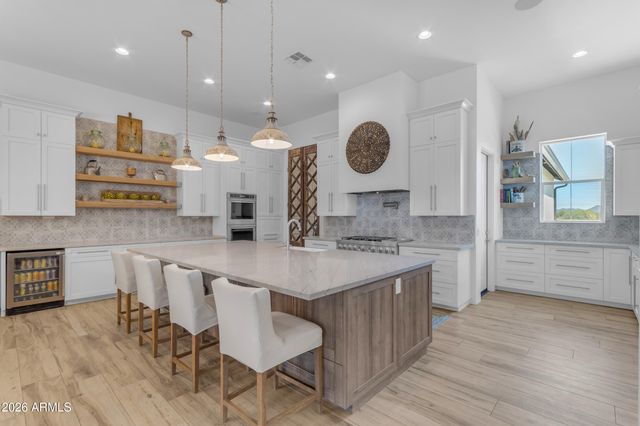 37522 N 7TH Avenue, Phoenix, AZ 85086
