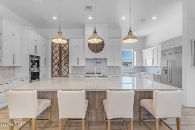 37522 N 7TH Avenue, Phoenix, AZ 85086