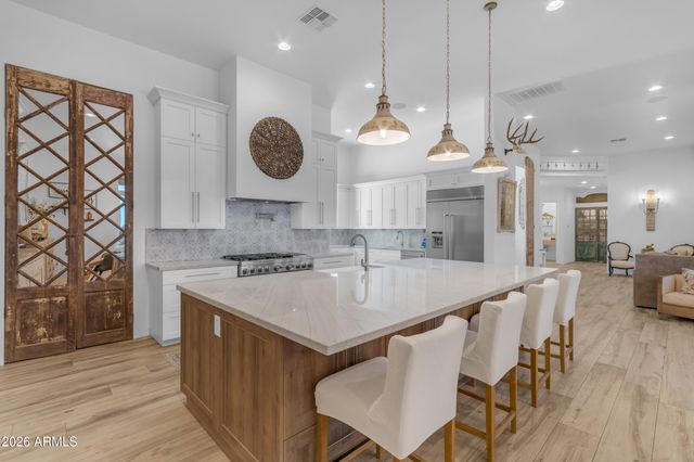 37522 N 7TH Avenue, Phoenix, AZ 85086