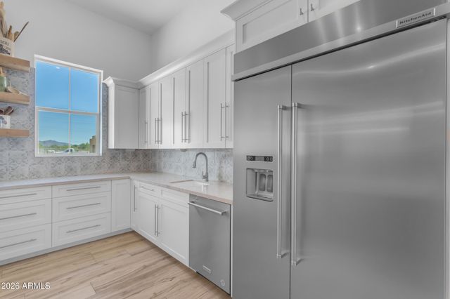 37522 N 7TH Avenue, Phoenix, AZ 85086
