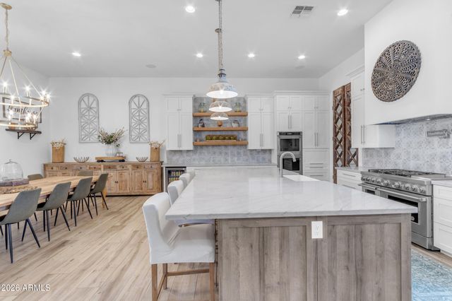 37522 N 7TH Avenue, Phoenix, AZ 85086
