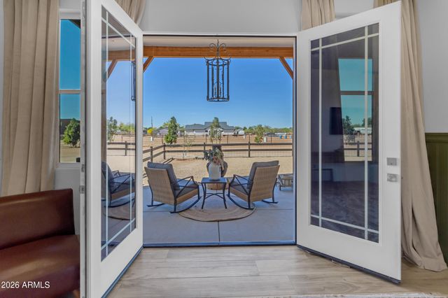 37522 N 7TH Avenue, Phoenix, AZ 85086