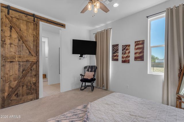 37522 N 7TH Avenue, Phoenix, AZ 85086