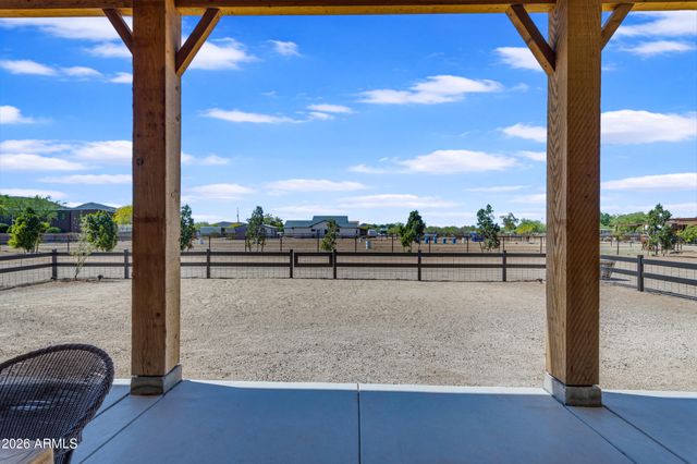 37522 N 7TH Avenue, Phoenix, AZ 85086