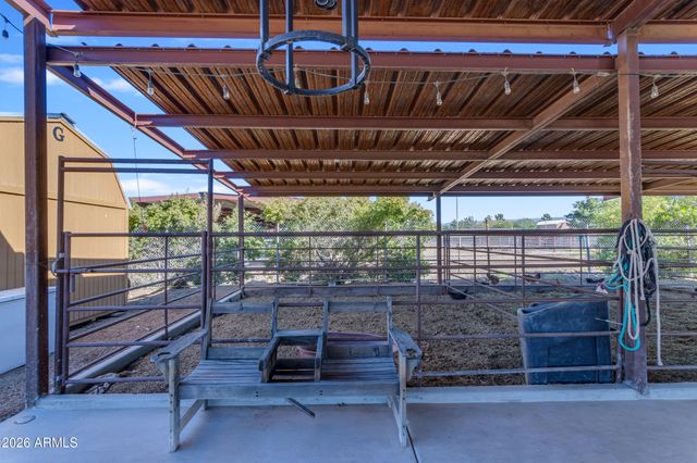 37522 N 7TH Avenue, Phoenix, AZ 85086