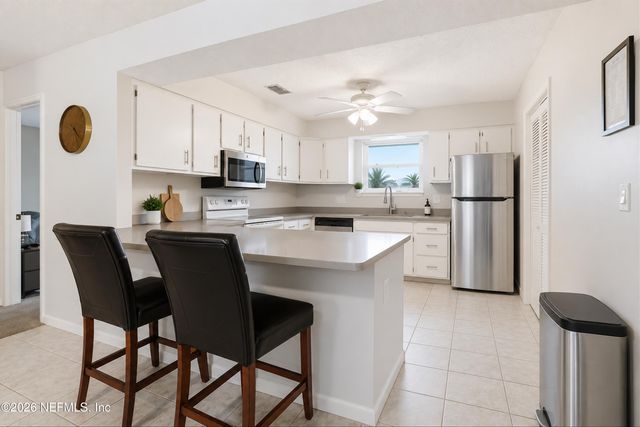 124 HOPKINS Street, Neptune Beach, FL 32266