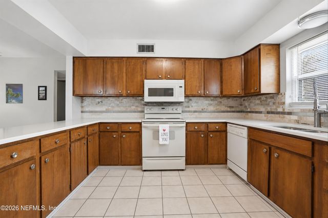 124 HOPKINS Street, Neptune Beach, FL 32266