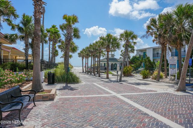 124 HOPKINS Street, Neptune Beach, FL 32266