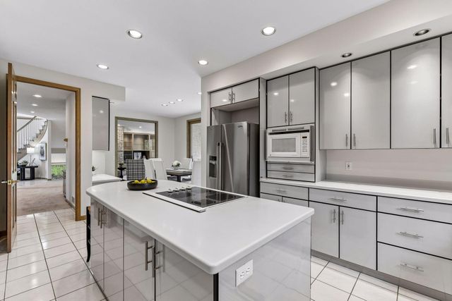 3435 Oakton Drive, Minnetonka, MN 55305