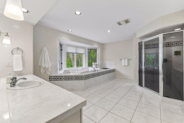 3435 Oakton Drive, Minnetonka, MN 55305