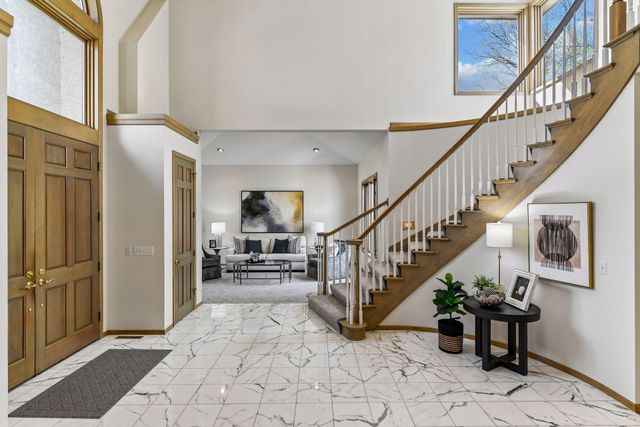 3435 Oakton Drive, Minnetonka, MN 55305