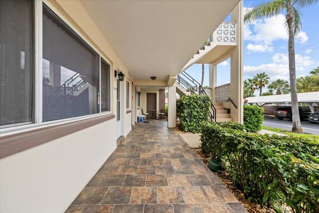 1235 S HIGHLAND AVENUE 1-102, Clearwater, FL 33756