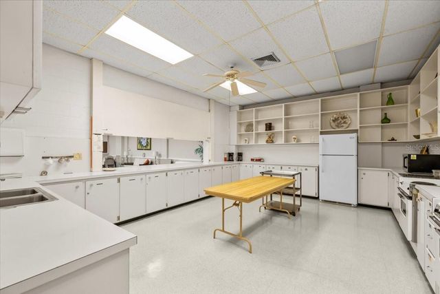 1235 S HIGHLAND AVENUE 1-102, Clearwater, FL 33756