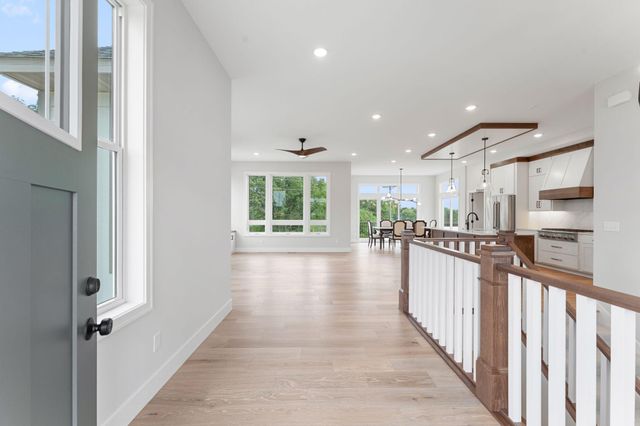 4950 Parkside Circle, Eagan, MN 55123