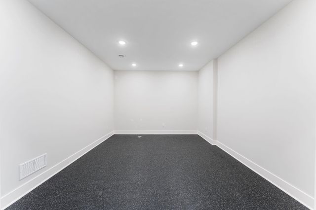 4950 Parkside Circle, Eagan, MN 55123