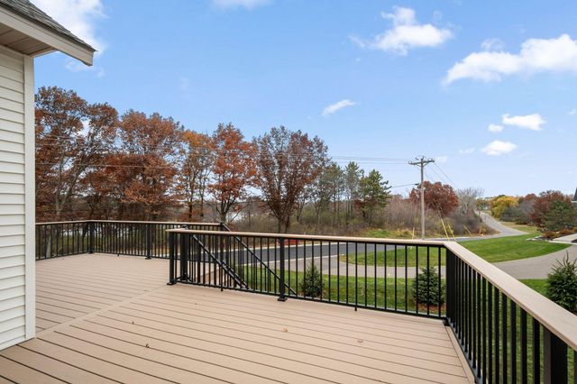 4950 Parkside Circle, Eagan, MN 55123