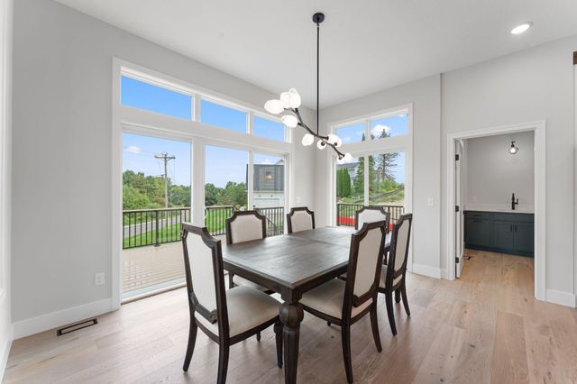 4950 Parkside Circle, Eagan, MN 55123