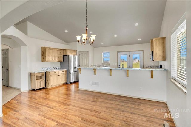 755 Gregory Way, Twin Falls, ID 83301