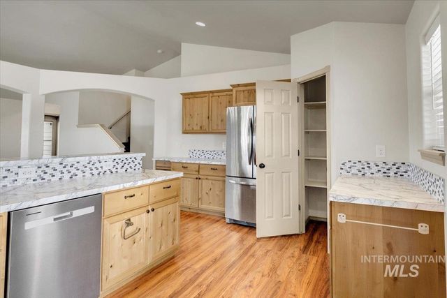 755 Gregory Way, Twin Falls, ID 83301