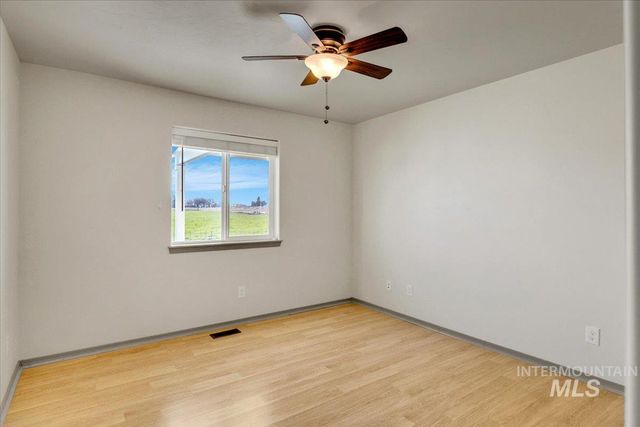 755 Gregory Way, Twin Falls, ID 83301