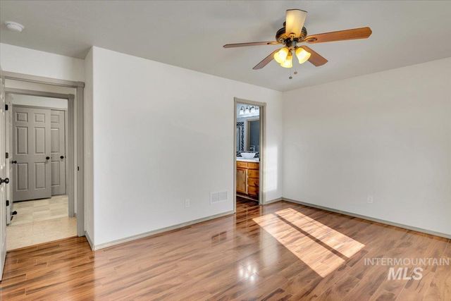 755 Gregory Way, Twin Falls, ID 83301