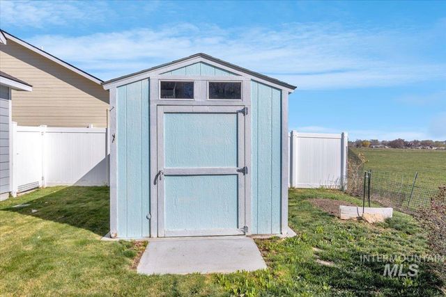 755 Gregory Way, Twin Falls, ID 83301