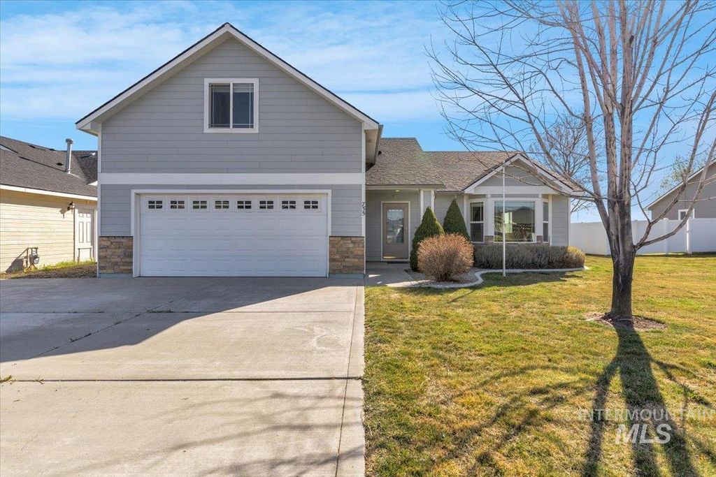 755 Gregory Way, Twin Falls, ID 83301