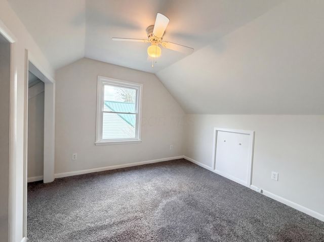 413 Sherwood Drive W, Newark, OH 43055
