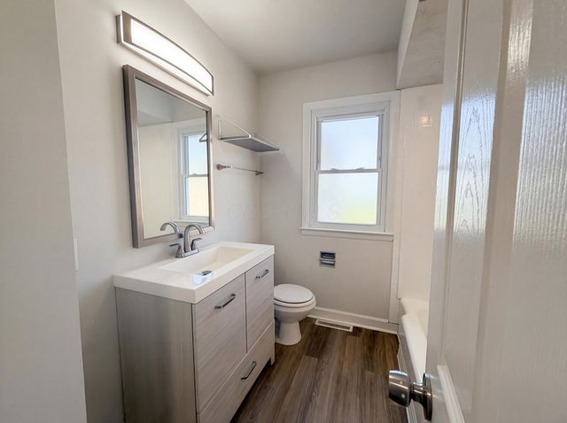 413 Sherwood Drive W, Newark, OH 43055